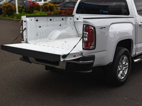Used 2019 GMC Canyon SLE AWD/4WD image 10