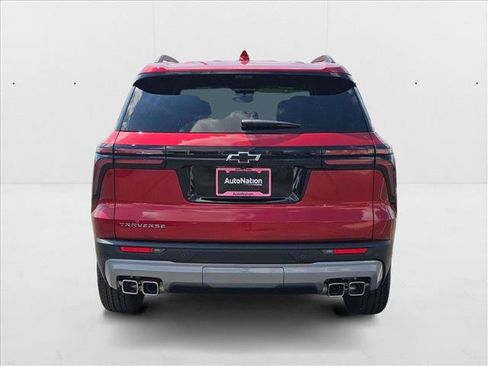 New 2026 Chevrolet Traverse LT w/ Driver Confidence Package image 8
