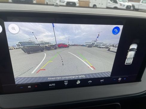 New 2025 Ford Maverick XL w/ Equipment Group 101A image 36