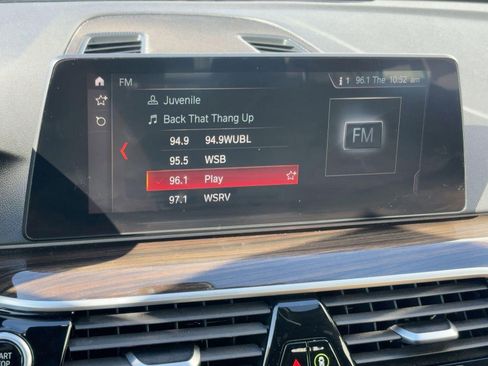 Used 2019 BMW 530i image 19