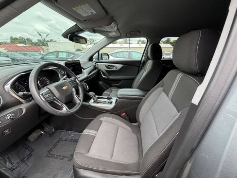 Used 2025 Chevrolet Blazer LT FWD image 27