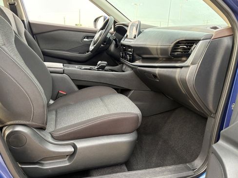 Certified 2022 Nissan Rogue SV image 35