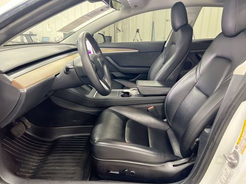 Used 2023 Tesla Model 3 Standard Range RWD image 18