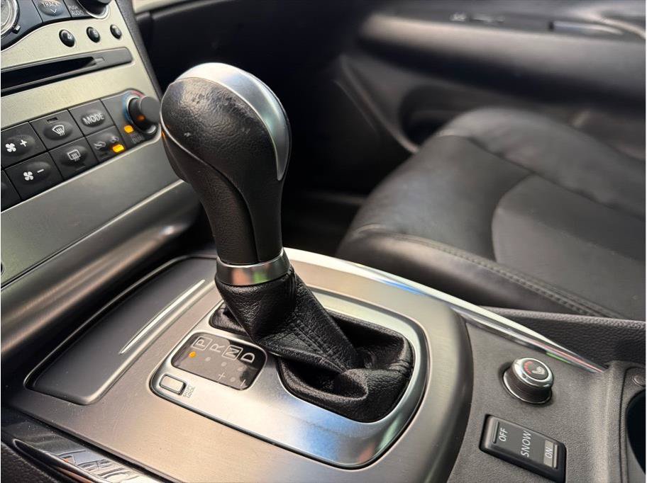 Used 2013 INFINITI G37 x Sedan w/ Premium Pkg AWD/4WD image 25