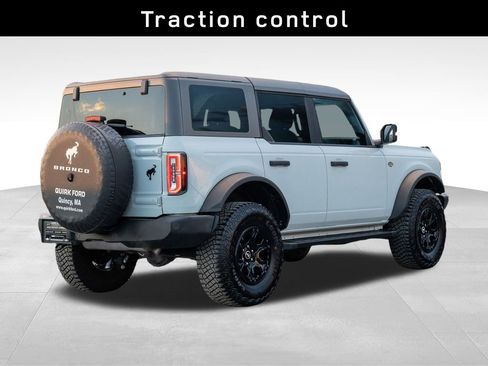 Used 2023 Ford Bronco Wildtrak image 4