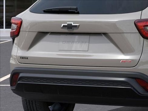 New 2026 Chevrolet Trax RS image 14