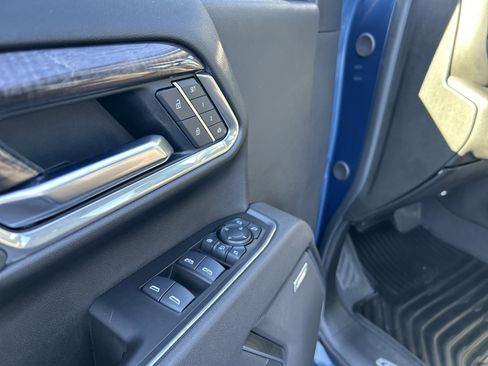 Used 2025 Chevrolet Silverado 2500 LTZ w/ Trail Boss Package image 16