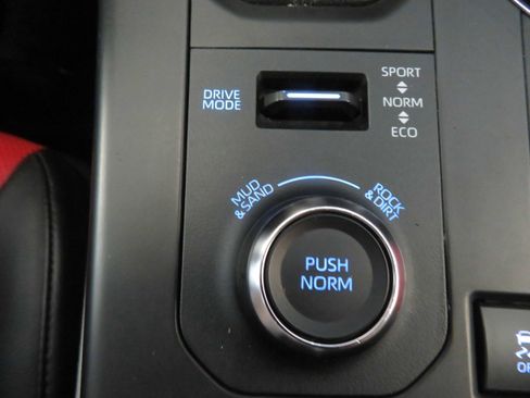 Used 2021 Toyota Highlander XSE image 50