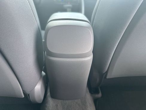 Used 2023 Hyundai Elantra SEL w/ Cargo Package FWD image 23