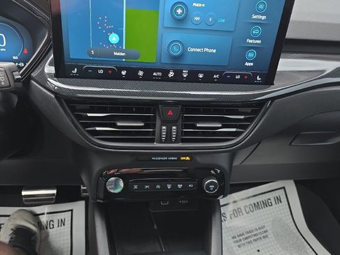 Used 2024 Ford Escape ST-Line Elite w/ Premium Technology Package image 23