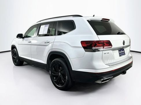 Certified 2023 Volkswagen Atlas SE w/ Black Wheel Package AWD/4WD image 6