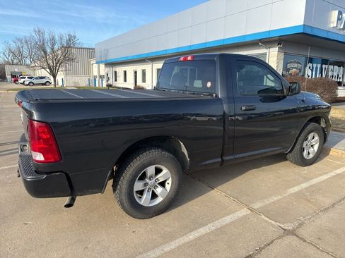 Used 2016 RAM 1500 Express image 2