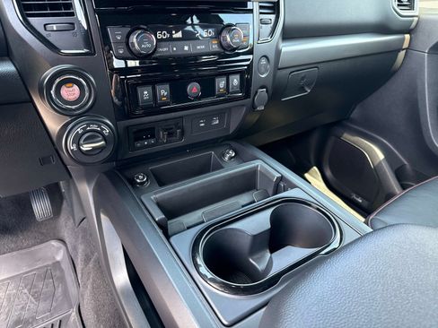 Used 2024 Nissan Titan PRO-4X w/ Pro-4x Convenience Package AWD/4WD image 26