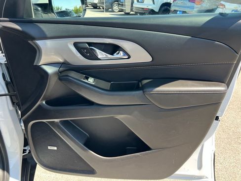 Used 2020 Chevrolet Traverse RS w/ LPO, Floor Liner Package AWD/4WD image 29