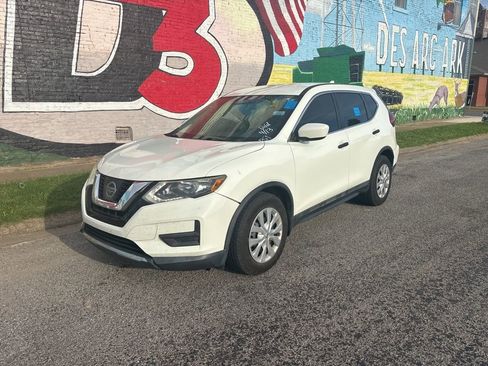 Used 2017 Nissan Rogue S FWD image 49