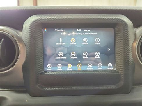 Used 2023 Jeep Wrangler Sport S image 27