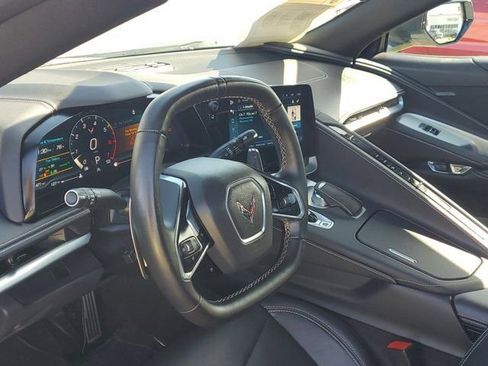 Used 2024 Chevrolet Corvette Stingray Convertible image 12