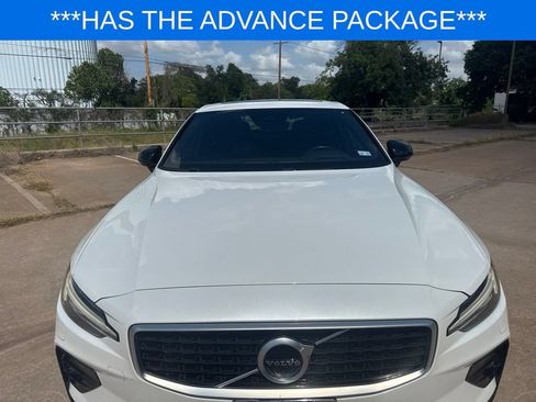 Used 2019 Volvo S60 T5 R-Design FWD image 2