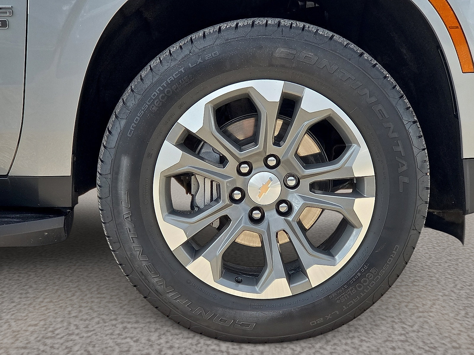 Used 2025 Chevrolet Tahoe LT w/ Comfort Package RWD image 7