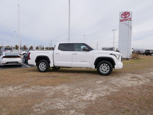 Used 2025 Toyota Tundra SR5 image 2