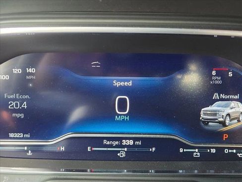 Used 2024 Chevrolet Suburban High Country w/ Advanced Technology Package image 11