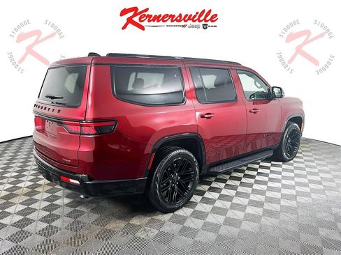 New 2025 Jeep Wagoneer Series II image 7