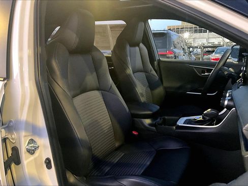 Used 2024 Toyota RAV4 XSE image 7