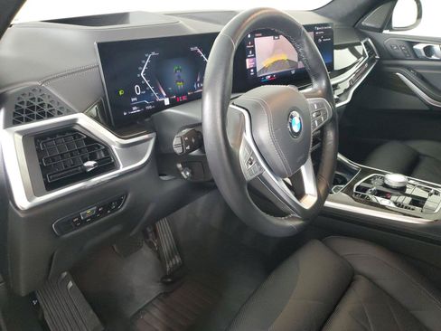 Used 2023 BMW X7 xDrive40i w/ Executive Package AWD/4WD image 25