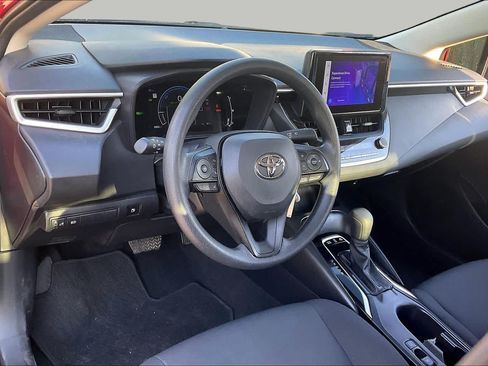 Used 2026 Toyota Corolla LE FWD image 17