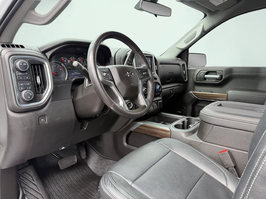Used 2021 Chevrolet Silverado 1500 LT Trail Boss w/ Convenience Package II AWD/4WD image 28