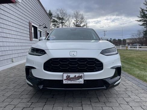 Used 2025 Honda HR-V EX-L image 3