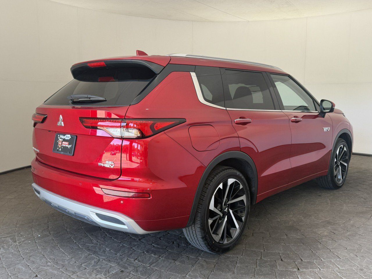 Used 2025 Mitsubishi Outlander SEL AWD/4WD image 9