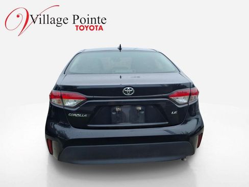Used 2024 Toyota Corolla LE FWD image 3