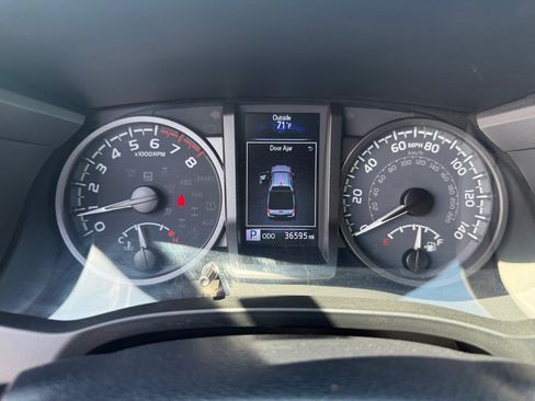 Used 2021 Toyota Tacoma TRD Pro AWD/4WD image 13