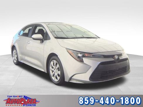 Used 2024 Toyota Corolla LE image 5