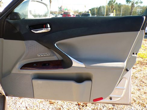 Used 2007 Lexus IS 350 image 20