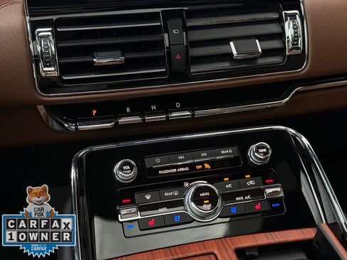 Used 2024 Lincoln Navigator L Reserve AWD/4WD image 17