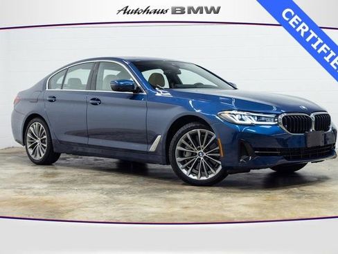Certified 2022 BMW 540i xDrive w/ Convenience Package image 1
