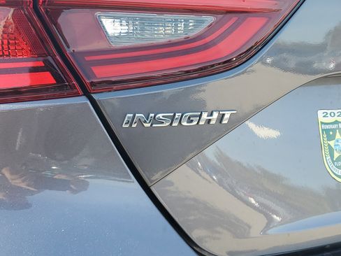 Used 2021 Honda Insight Touring image 12