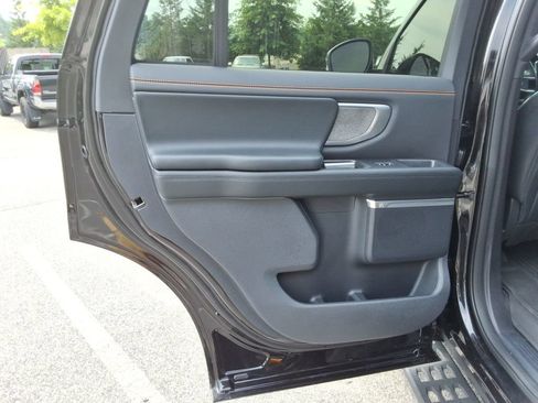 Used 2026 Ford Expedition Tremor AWD/4WD image 19