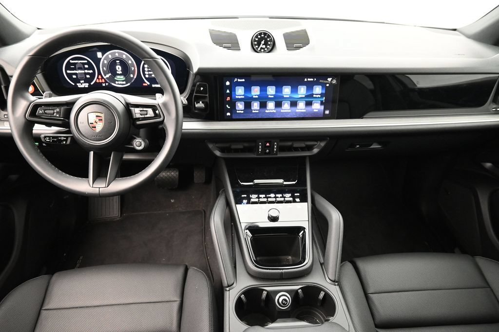 Certified 2026 Porsche Cayenne E-Hybrid AWD/4WD image 6