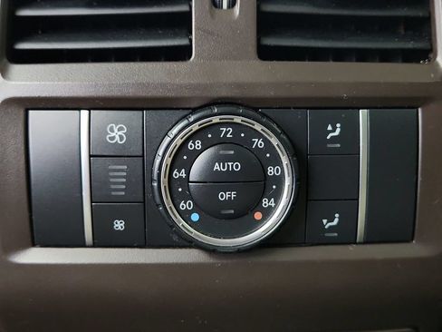Used 2019 Mercedes-Benz GLS 450 4MATIC image 32