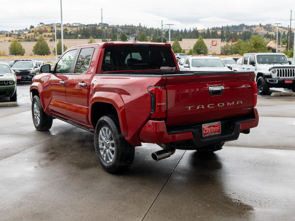 Used 2024 Toyota Tacoma Limited AWD/4WD image 5