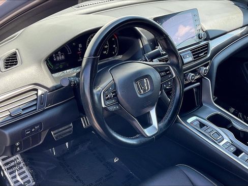 Used 2022 Honda Accord Sport image 18