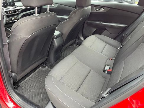 Used 2020 Kia Forte LXS FWD image 6