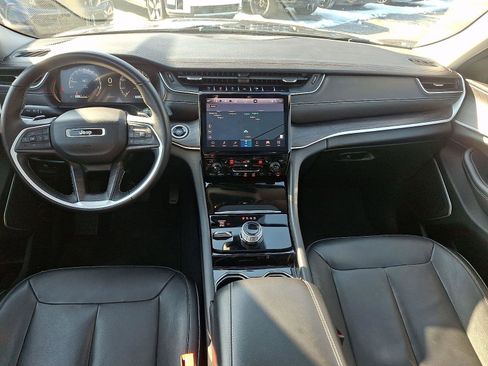 Used 2022 Jeep Grand Cherokee L Limited image 12