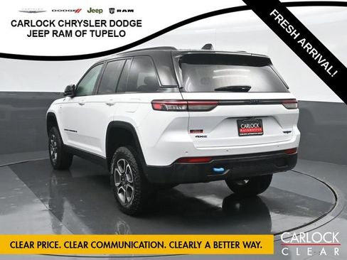 Used 2022 Jeep Grand Cherokee Trailhawk image 10