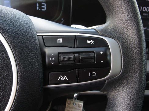 Used 2023 Kia Sportage LX AWD/4WD image 25