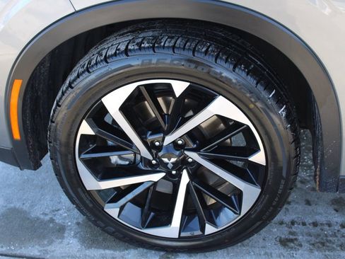 Used 2022 Mitsubishi Outlander SE image 12