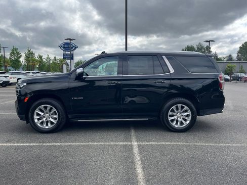 Used 2024 Chevrolet Tahoe Premier AWD/4WD image 2